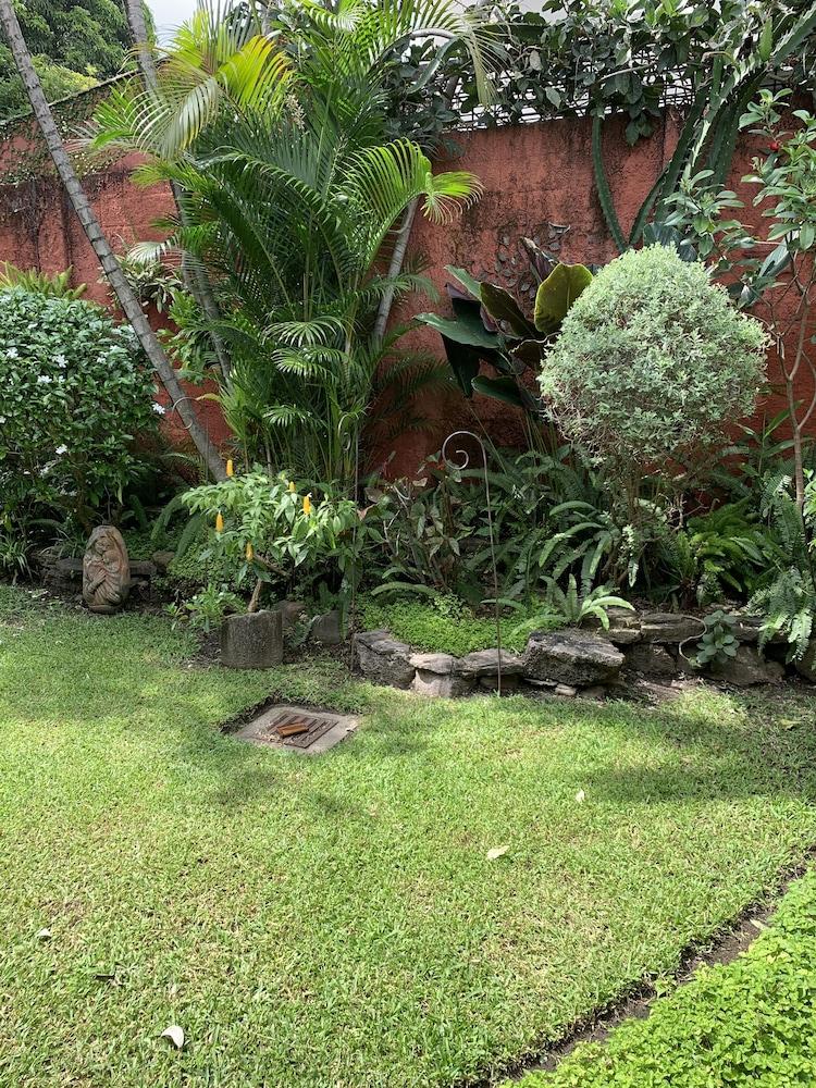 Hotel La Posada Del Angel San Salvador Exterior foto